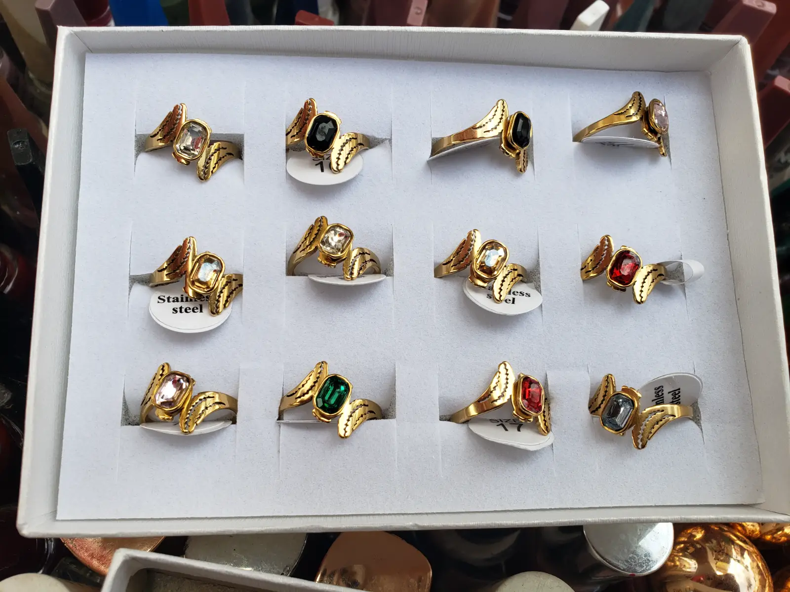 خواتم زيركون